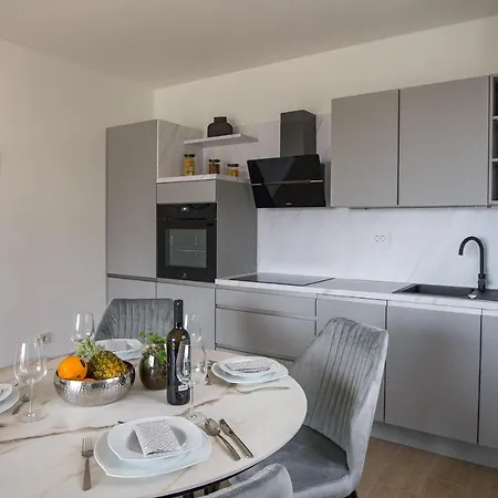 Ivano ماكارسكا